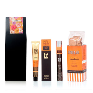 
                  
                    Experience Box no.8 - Honey + Tea + Crackers
                  
                