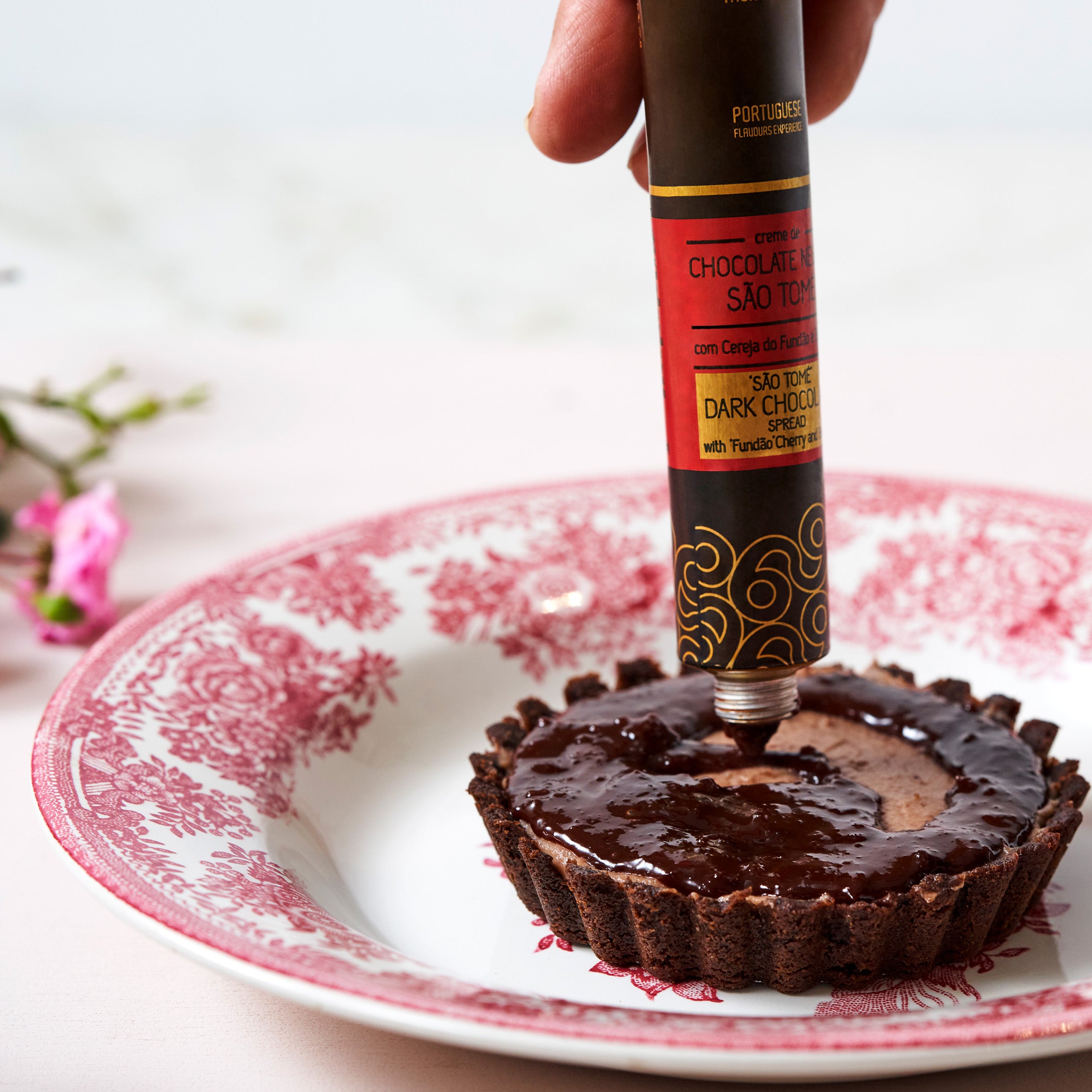 São Tomé Dark Chocolate Spread with Cherry and Brandy | meia.dúzia®