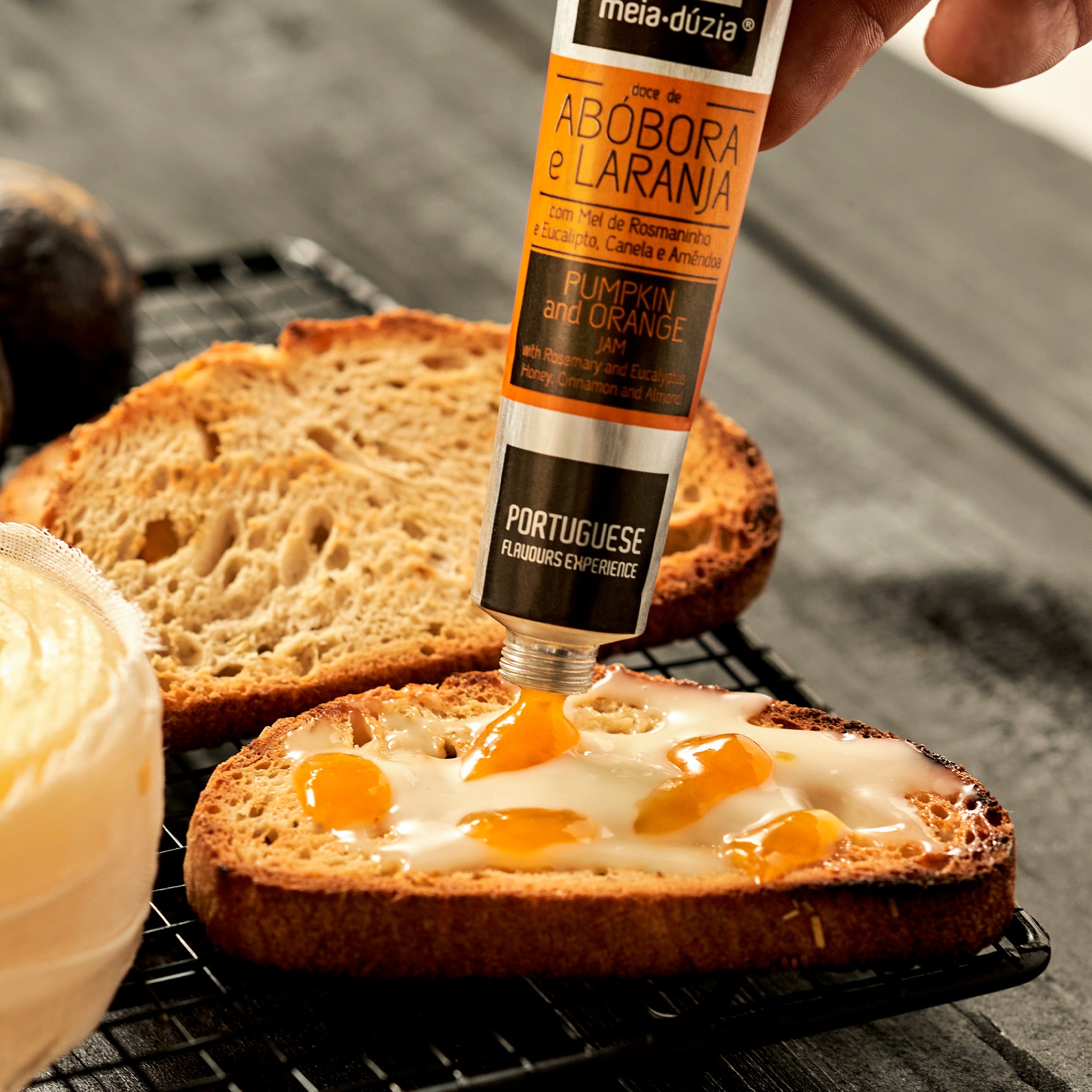 Pumpkin & Orange Jam with Honey, Cinnamon and Almond | meia.dúzia®