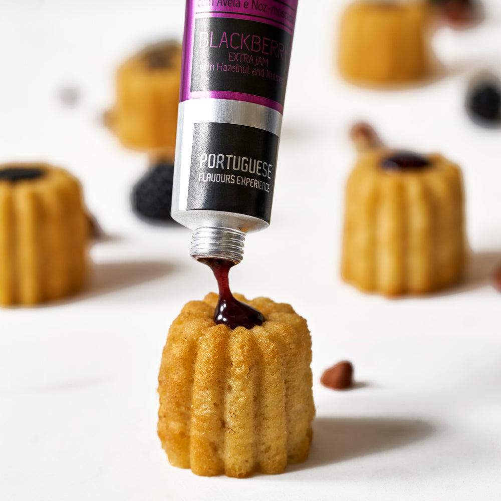 
                  
                    Blackberry Extra Jam with Hazelnut and Nutmeg 
                  
                
