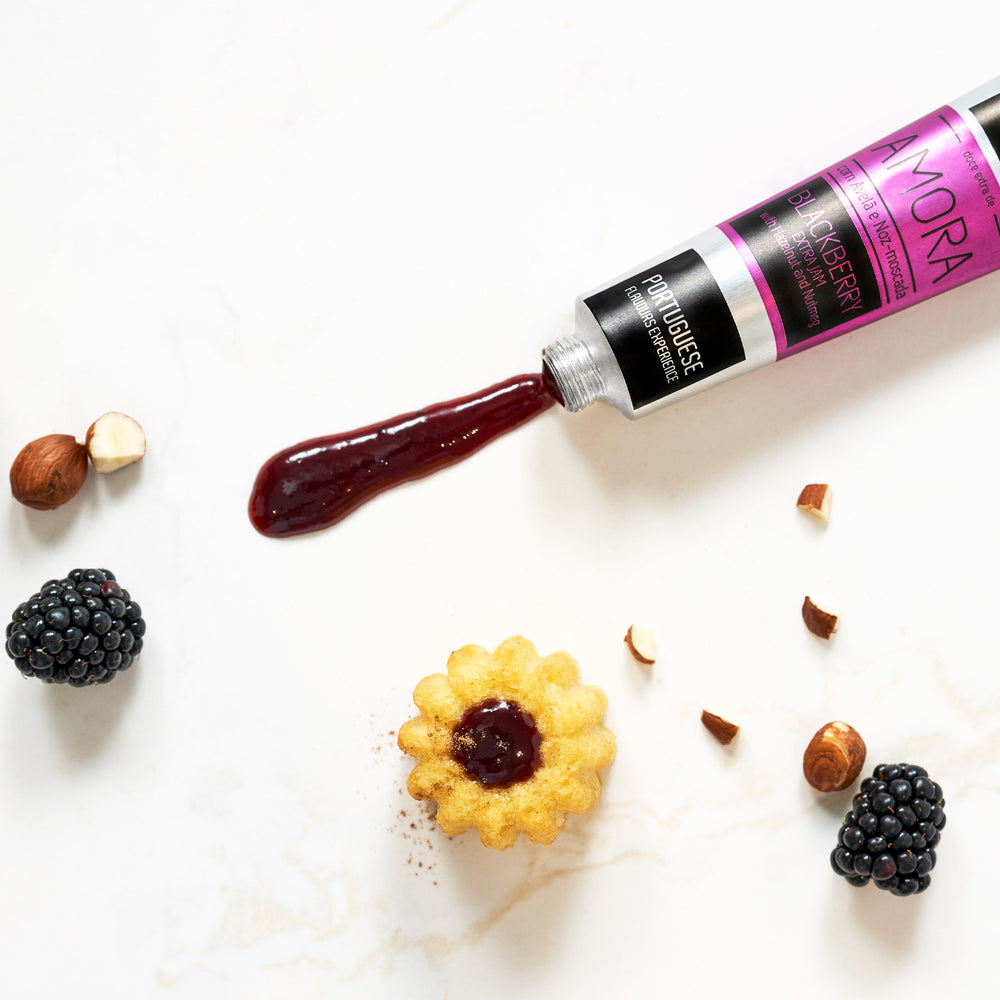 
                  
                    Blackberry Extra Jam with Hazelnut and Nutmeg 
                  
                