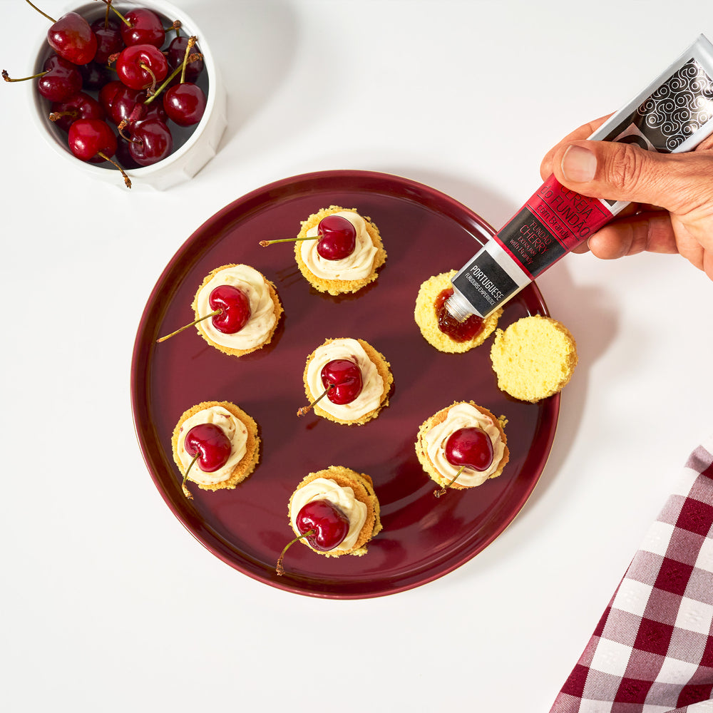 
                  
                    Fundão Cherry Extra Jam with Brandy
                  
                