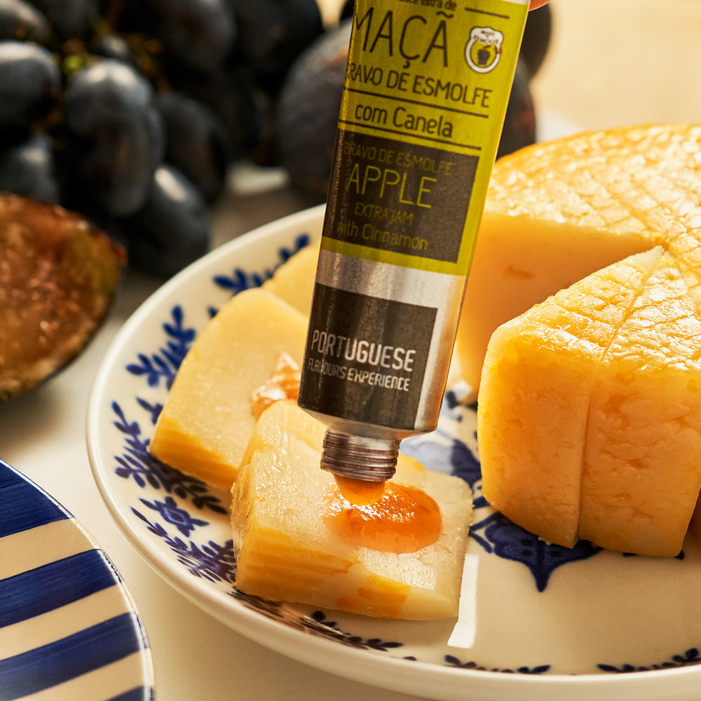 
                  
                    Gourmet Hamper no.2 - Luxury Flavors of Portugal - Portugal Gift
                  
                