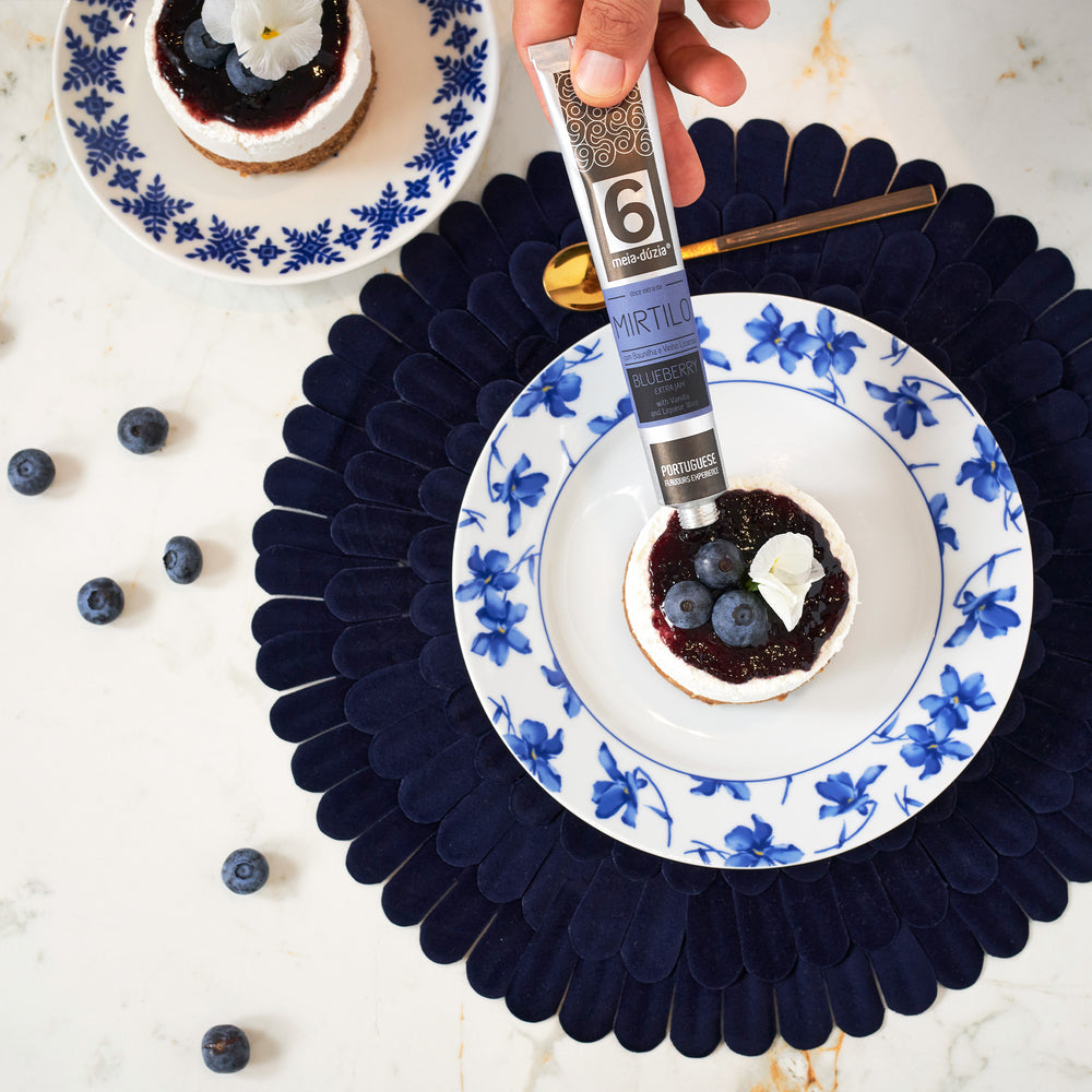 
                  
                    Blueberry Extra Jam with Vanilla and Liqueur Wine 
                  
                