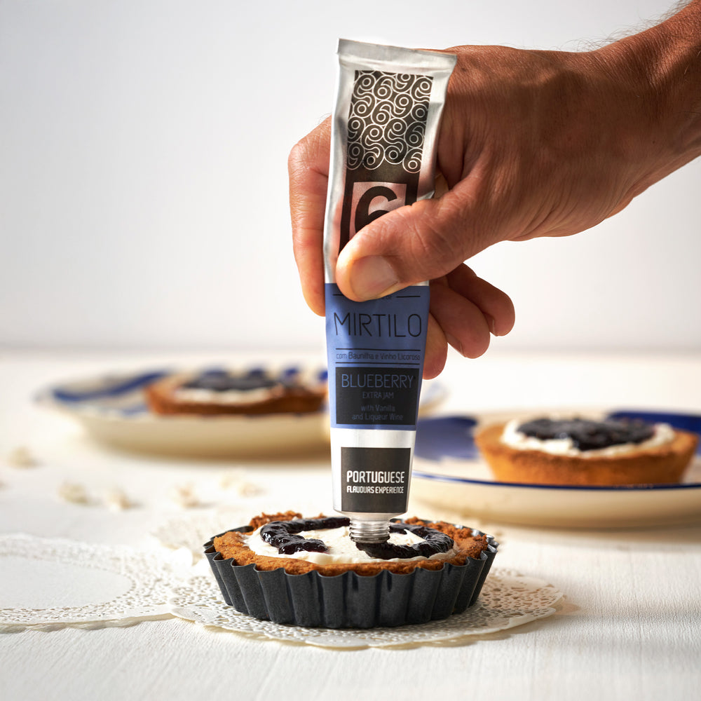 
                  
                    Blueberry Extra Jam with Vanilla and Liqueur Wine 
                  
                